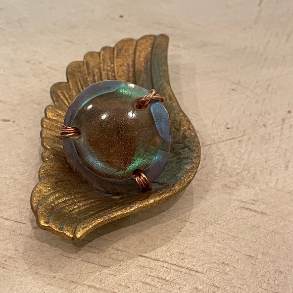 Iridescent Ring - Picture 4 of 4